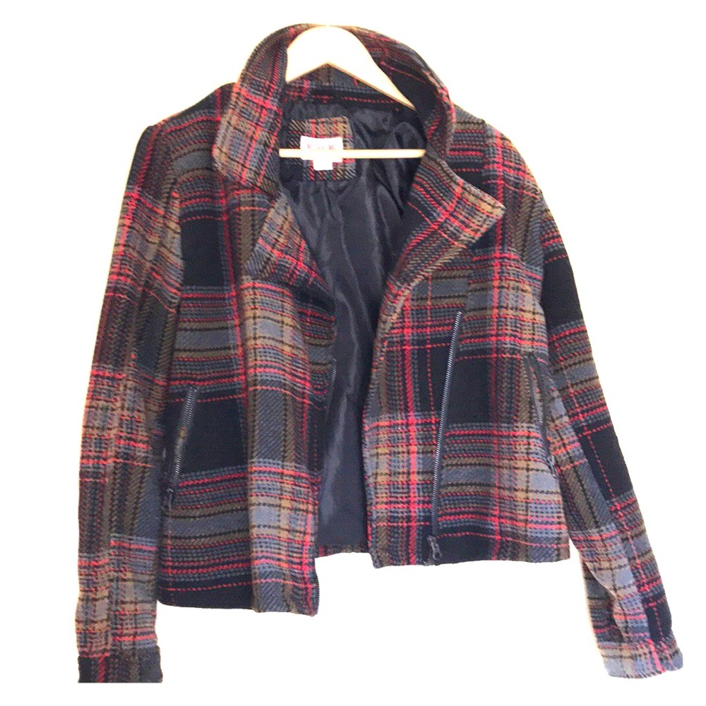 Women’s plaid jacket